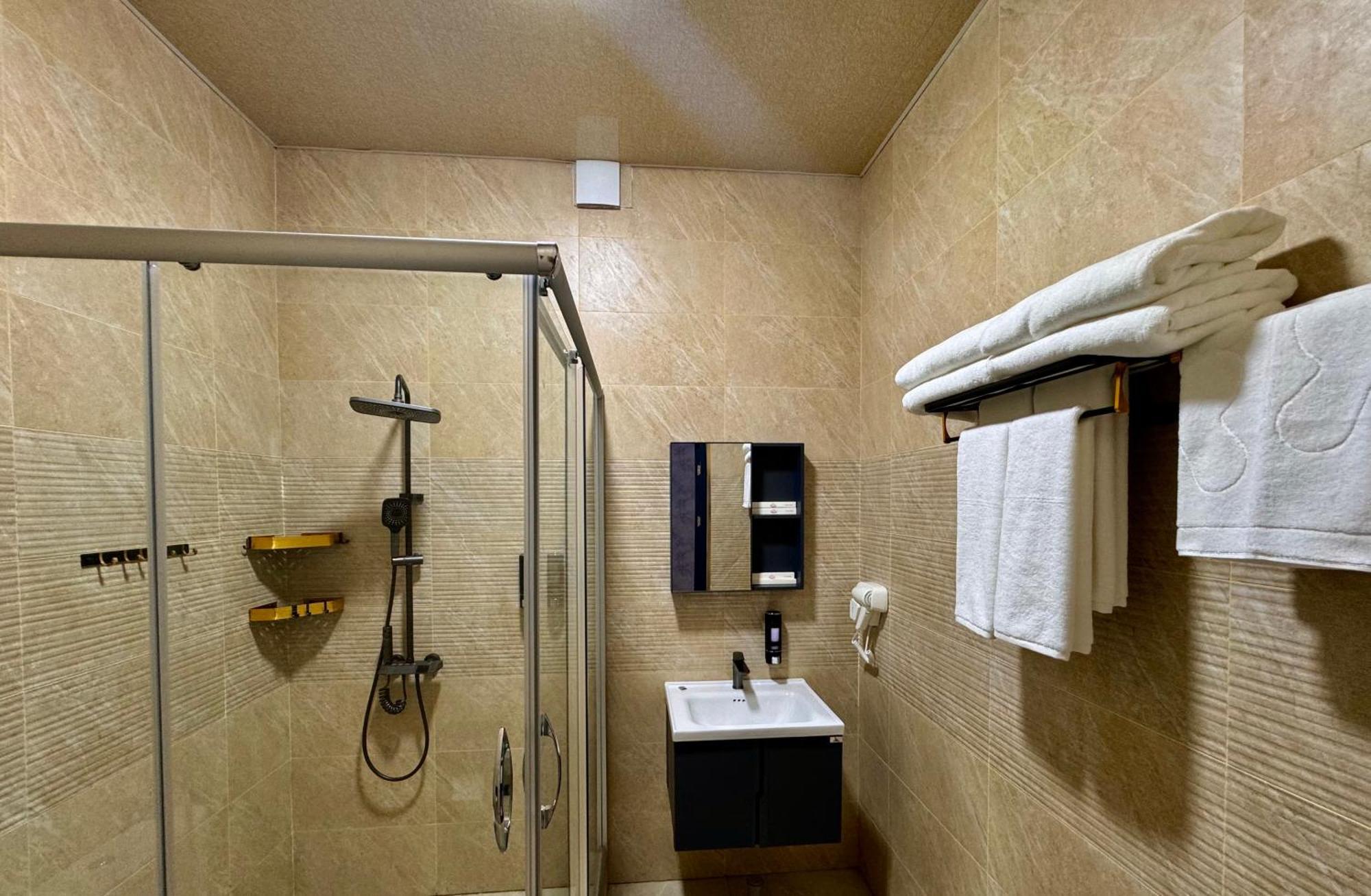 Arda Plaza Hotel Tashkent Esterno foto